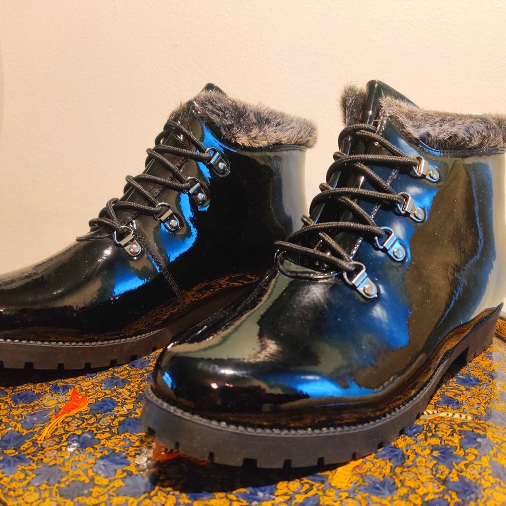 Brand New: Comfortview Vylon Hiker Bootie